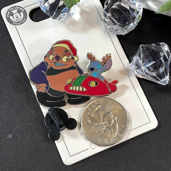 Disney Stitch Reindeer Trading Pin Christmas Santa Jumbo Lapel Pin Badge Brooch - Picture 2 of 6